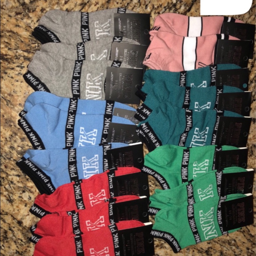 ❄️🎁 Pink  Socks🎁❄️ - Picture 3 of 7